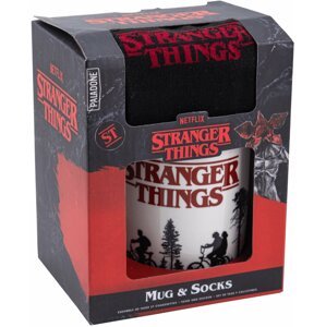 Dárkový set Stranger Things - hrnek a ponožky, 300 ml, 41-46 - 05055964795979
